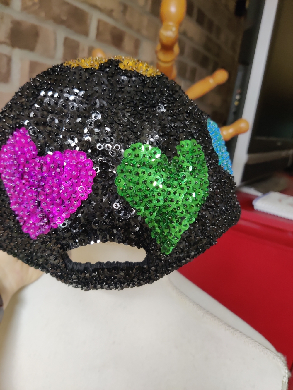 Women's Black Sequin Heart Cap with Multicolor Hearts Size Medium - Picture 5 of 5